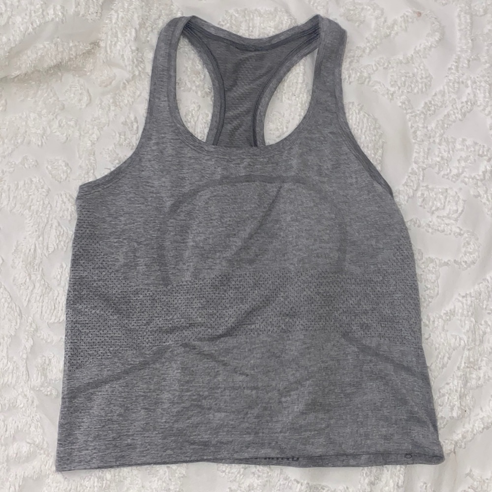 Grey Lululemon tank top in women’s size8